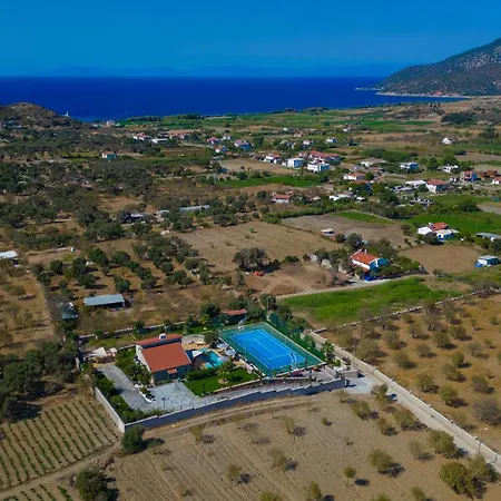 Villa Neveda Mit Tennis Und Basketballplatz *