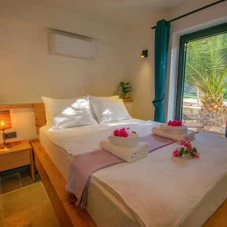 Villa Neveda Mit Tennis Und Basketballplatz *
