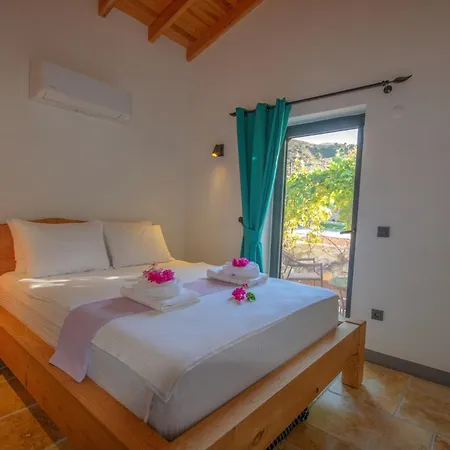 Villa Neveda Mit Tennis Und Basketballplatz *